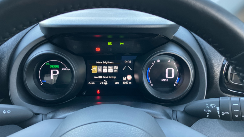 Toyota Yaris 1.5 Hybrid Design 5dr CVT Hybrid Hatchback